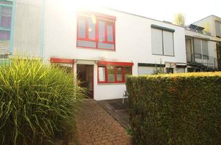 Haus mieten in 53125 Brüser Berg, Einfamilienhaus, Garten, Terrasse und Garagenplatz mit Zugang direkt ins Haus