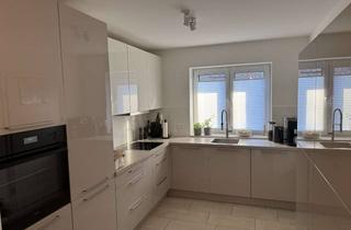 Haus mieten in In Der Meineworth 7J, 30938 Burgwedel, Schönes 5-Zimmer-Reihenhaus mit gehobener Innenausstattung und EBK in Burgwedel