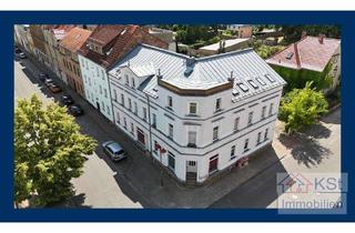 Anlageobjekt in 04523 Pegau, Voll vermietetes Mehrfamilienhaus mit Gewerbe, 5 Stellplätzen und ca. 459 m² Wohnfläche in Pegau
