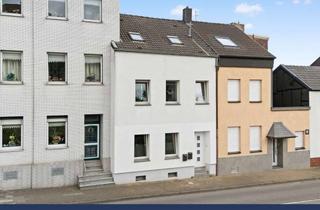 Anlageobjekt in 52249 Eschweiler, Kernsaniertes Zweifamilienhaus in Eschweiler – Kapitalanlage oder Eigenheim