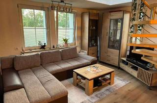 Wohnung mieten in Dr.-Otto-Nuschke-Straße 19, 09376 Oelsnitz, Traumhafte Maisonette-Wohnung mit Dachterrasse, EBK, Kaminofen, Luxus-Bad und Galerie in Oelsnitz