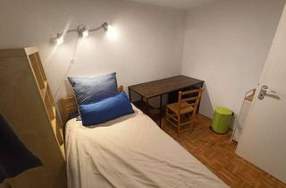 WG-Zimmer mieten in Böckingstraße 72, 51063 Mülheim, Gemütliches Zimmer + offener Bereich davor in Rheinnähe