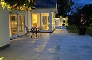 Haus kaufen in 76530 Ebersteinburg, Repräsentatives Villen-Landhaus auf parkähnlichen Grundstück in Aussichtswohnlage