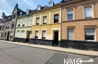 Haus kaufen in 56727 Mayen, Viel Platz in Mayen: Haus mit viel Platz, Garage & Keller sucht neue Besitzer