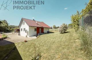 Einfamilienhaus kaufen in Strahlenfelser Weg 9b, 91245 Simmelsdorf, Einfamilienhaus in Ortsrandlage mit großem Carport, Wärmepumpe und Solarthermie