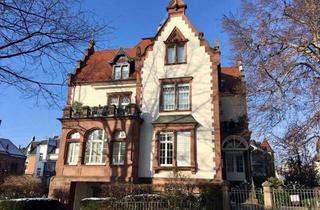 Immobilie mieten in Urachstraße, 79102 Wiehre, Helle Dachgeschosswohnung in der Freiburger Wiehre