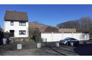 Haus kaufen in 50769 Köln, Köln - Bestandshaus in bestergewachsener Rheinlage mit zusätzlichem Baugrundstück4 Garagen