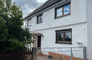 Einfamilienhaus kaufen in 99887 Georgenthal, Georgenthal - Einfamilienhaus mit großem Grundstück, Scheune und neue PV-Anlage