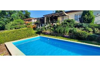 Haus kaufen in 04720 Döbeln, Döbeln - Wochenendgrundstück mit Pool & massiven Bungalow