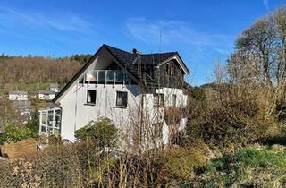 Haus kaufen in 57462 Olpe, Olpe - Zweifamilienhaus mit Einliegerwohnung im Keller