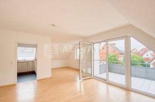 Wohnung kaufen in 74235 Erlenbach, Dachgeschosswohnung mit Sonnenbalkon in Südost-Orientierung inkl. Einbauküche und Garage