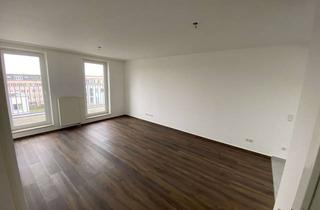 Penthouse kaufen in Aubertstraße 11, 13127 Französisch Buchholz, Befristet vermietet: Renovierte, helle 2 Zimmer-Penthouse-Wohnung mit neuer EBK und Terrasse