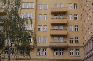 Wohnung kaufen in Karl-Marx-Allee 68, 10243 Friedrichshain (Friedrichshain), Kapitalanleger: vermietetes 2-Zimmer Apartment Karl-Marx-Allee