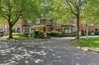 Wohnung kaufen in 25479 Ellerau, Seltene Gelegenheit - sehr gut gelegene 2-Zimmer-Dachgeschosswohnung mit großer Loggia in Ellerau