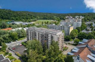 Wohnung kaufen in 78467 Konstanz, Wohnen mit Weitblick: Balkon, Stellplatz, Einbauküche und Aufzug inklusive