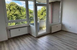 Wohnung mieten in Westfalenstraße 16, 27749 Schafkoven/Donneresch, Helle 3-Zimmer-Wohnung mit Balkon und Aussicht in Delmenhorst