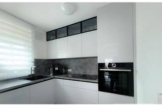 Wohnung mieten in Kirchgasse, 74653 Künzelsau, Exklusive 3-Zimmer-Wohnung m. gehobener Innenausstattung m. Balkon u. EBK in Künzelsau möbliert