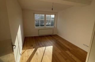Wohnung mieten in Haag 13, 14943 Luckenwalde, Lichtdurchflutete 4-Zimmer-Wohnung mit Terrasse und EBK in Luckenwalde
