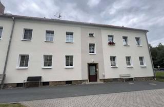 Wohnung mieten in Pirnaer Str. 20, 01816 Bad Gottleuba, 3-Raum-Wohnung mit Badewanne - komplett renoviert