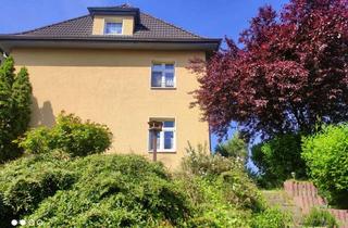 Wohnung mieten in Am Busch, 06766 Bitterfeld-Wolfen, 2-Raumwohnung im Dachgeschoss | großer gemeinschaftlicher Garten | beliebte Lage im Grünen