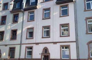 Wohnung mieten in 60528 Niederrad, 2-Zimmer Altbauwohnung in Frankfurt-Niederrad mit Balkon
