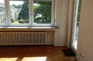 Wohnung mieten in Memeler Straße 16, 45964 Gladbeck, Moderne 3-Zimmer-Wohnung mit Balkon und Loggia in ruhiger Lage