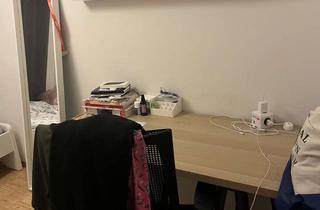 WG-Zimmer mieten in Neustraße 12, 40213 Altstadt, WG düsseldorf female only with work contract- furniture costs additional