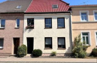 Reihenhaus kaufen in 18273 Güstrow, Charmantes Reihenhaus mit Gartenparadies in ruhiger Lage von Güstrow