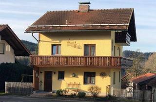 Einfamilienhaus kaufen in 93453 Neukirchen, Traditionelles Bayerisches Einfamilienhaus mit einzigartigem Fachwerk und Panoramablick