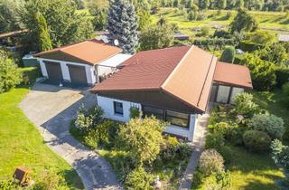 Haus kaufen in 04565 Regis-Breitingen, Traumhafter Wohnbungalow mit Doppelgarage und Sauna am Haselbacher See