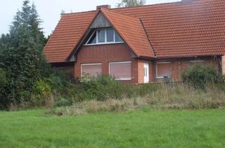 Haus kaufen in 17237 Möllenbeck, Sanierungsbedürftiges Haus mit viel Nebengelass zu verkaufen!