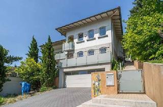 Haus kaufen in 75236 Kämpfelbach, Großzügiges Anwesen in wunderbarer Aussichtslage in Kämpfelbach/Bilfingen