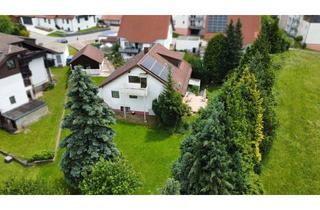 Haus kaufen in 75335 Dobel, Viel Platz: Haus mit großem Garten und Doppelgarage