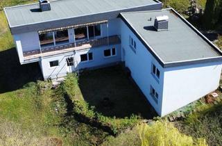 Einfamilienhaus kaufen in 34305 Niedenstein, Großes Einfamilienhaus in beliebter Wohnlage mit Fernblick