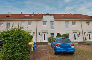 Haus mieten in 63452 Hanau, Attraktives Reihenhaus mit Einbauküche, Garten und zwei Stellplätzen ab 01.10.2025 zu mieten