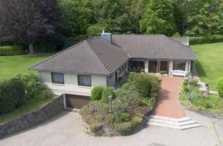 Haus kaufen in 24402 Esgrus, Alles auf einer Ebene! Winkelbungalow mit Poolhaus, PV-Anlage und neuer Wärmepumpe