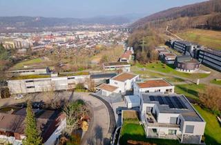 Wohnung kaufen in 79539 Lörrach, Moderne Erdgeschosswohnung auf dem Hünerberg mit weitläufiger Terrasse und Wiesentalblick
