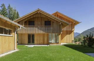 Wohnung kaufen in 83727 Schliersee, Luxuswohnung im Erstbezug mit Privatgarten – in hochwertiger Holzmassivbauweise