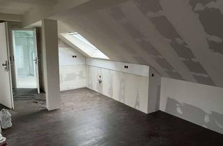 Wohnung mieten in 76689 Karlsdorf-Neuthard, Erstbezug nach Sanierung: schöne 2,5-Zimmer-DG Wohnung in Karlsdorf-Neuthard