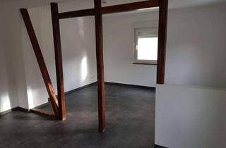 Wohnung mieten in Kirchheimer Straße 13, 73240 Wendlingen, Schöne, sanierte 4,5-Raum-Wohnung mit verglastem Balkon und Einbauküche in Wendlingen am Neckar