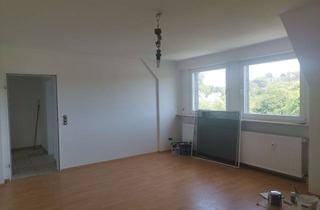 Wohnung mieten in Auf Der Burg 62, 58638 Iserlohn, Attraktive und gepflegte 4-Raum-Dachgeschosswohnung in Iserlohn