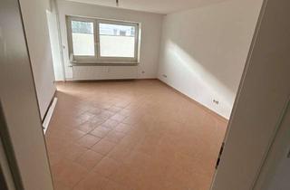 Wohnung mieten in Sylter Bogen 31, 24107 Suchsdorf, Geschmackvolle 2,5-Zimmer-EG-Wohnung mit Balkon in Kiel