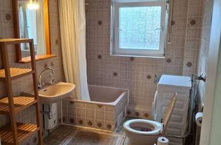 Wohnung mieten in Ringstraße, 64372 Ober-Ramstadt, Erstbezug nach Sanierung mit Balkon und EBK: Stilvolle 3-Zimmer-Souterrain-Wohnung in Ober-Ramstadt