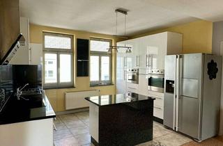 Wohnung mieten in Rankestraße, 99310 Arnstadt, Exklusive Dachgeschosswohnung mit Kamin, Dachterrasse und Designerküche – 133 m² purer Wohnkomfort