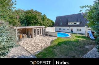 Haus kaufen in 32120 Hiddenhausen, Traumhafte Lage: Zweifamilienhaus mit Pool, Gartenhaus & herrlichem Ausblick