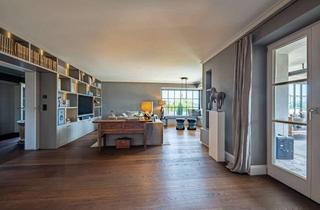 Villa kaufen in 83112 Frasdorf, Ein Meisterstück: Klassisch-Moderne Villa mit freiem Bergpanorama