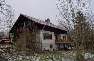 Haus kaufen in 72290 Loßburg, Traumhaftes Zweifamilienhaus mit großem Grundstück – provisionsfrei!