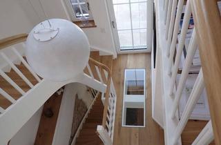 Haus mieten in Backhausstraße 11, 55268 Nieder-Olm, Exklusive Stadtvilla im Herzen von Nieder-Olm - Wohnen auf höchstem Niveau