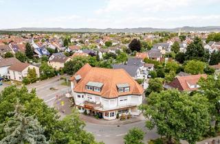 Wohnung kaufen in 68519 Viernheim, Aussergewöhnliche, lichtdurchflutete Dachgeschosswohnung sucht liebevolle Eigentümer