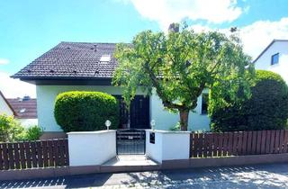 Einfamilienhaus kaufen in 90556 Cadolzburg, Cadolzburg - PROVISIONSFREIES Einfamilienhaus mit ELW für 2-FH in Cadolzburg